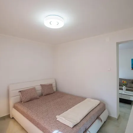 Non Stop 1 Kaposvár