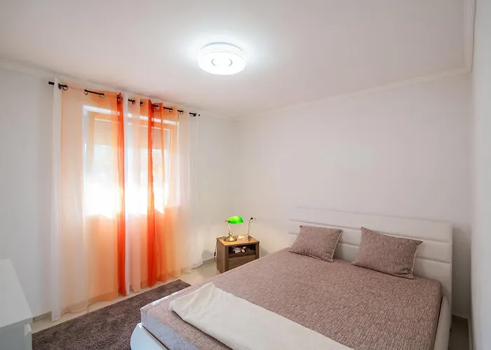 Non Stop 1 3* Kaposvár